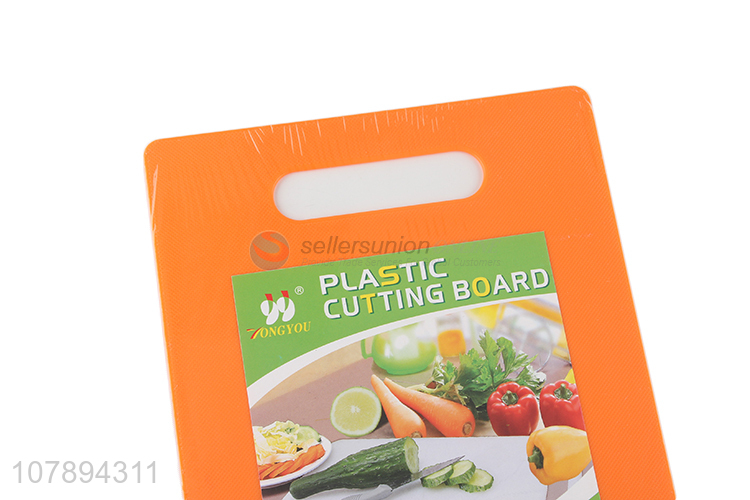 Top Quality Plastic Chopping Board Fashion Cutting Board