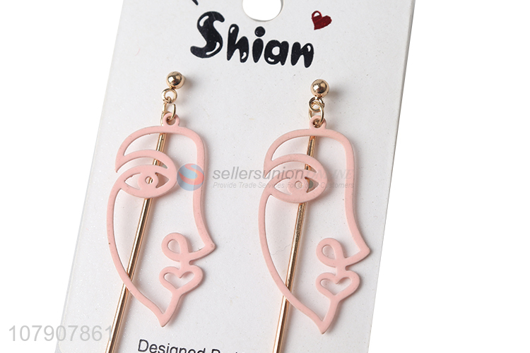 Good price hollowed out face contour new earrings with high quality