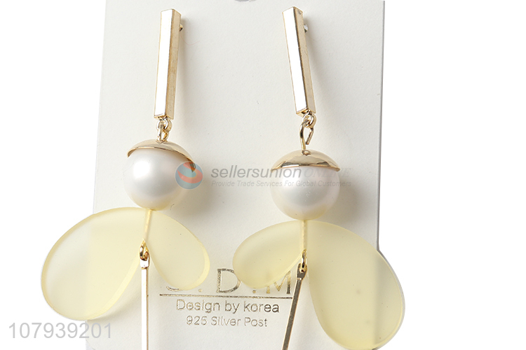 Most popular simple design women stud earrings with pearl