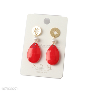 Low price fashion style metal stud earrings with red pendant