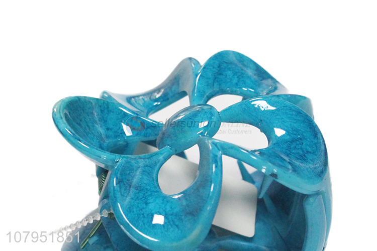 Factory price flower shape blue plastic fashion women hair claw clips for sale