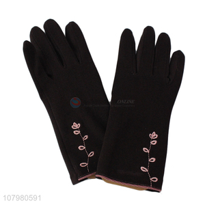 Fashion Flower Embroidery Comfortable Warm Gloves For Women