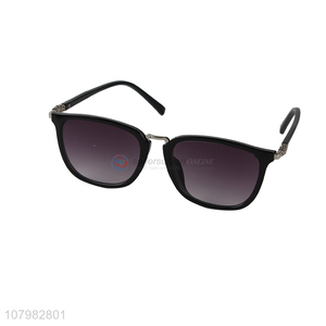 Good Quality Fashion Eyewear Outdoor Holiday Sunglasses