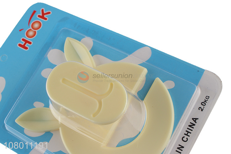 New design yellow plastic sticky hook cartoon creative hook set