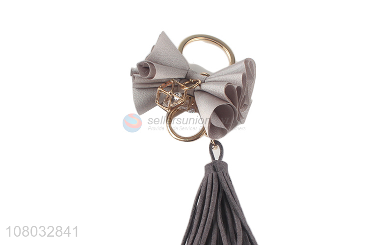 Yiwu Market Wholesale Grey Tassel Keychain Pendant