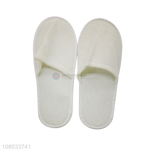 Low price non-slip disposable hotel slippers for travel closed toe spa slipper