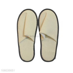 Yiwu wholesale white universal hotel slippers for sale