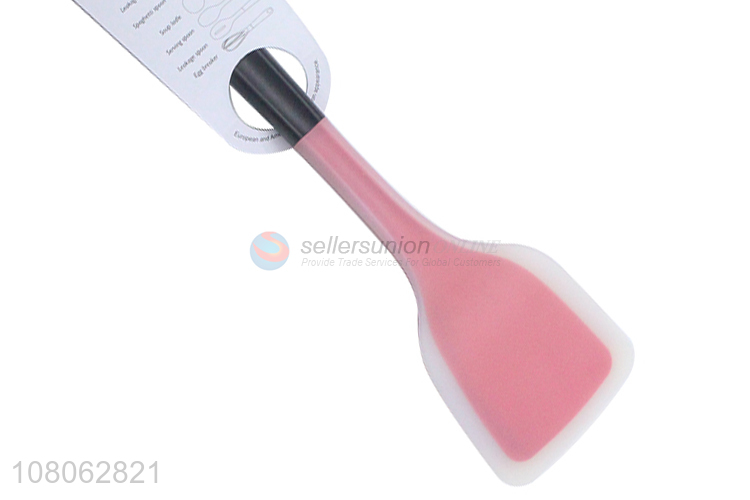 Factory direct sale cooking tools spatula with plastic handle