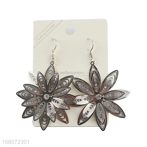 Popular products delicate flower shape ladies earrings jewelry