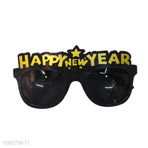 Yiwu supplier balck plastic decoration glasses for New Year party