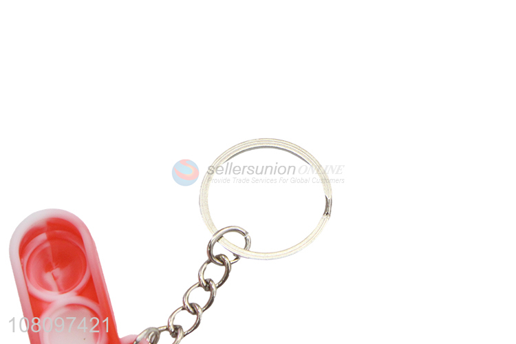 Low price wholesale letter I cartoon rodent pioneer keychain