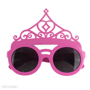Yiwu market fashionable crown party glasses sunglasses party favors