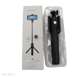 Yiwu market black plastic bluetooth selfie stick wholesale
