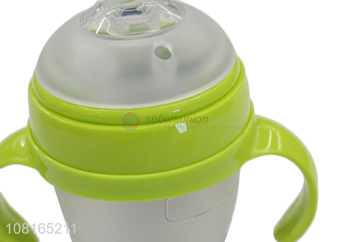 Factory direct sale baby feeding supplies baby bottle with handle