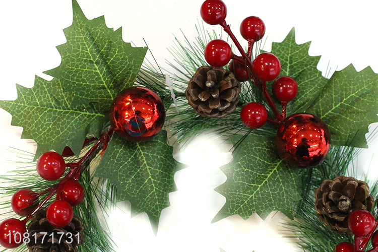 New arrival decorative artificial Christmas wreath with red berry