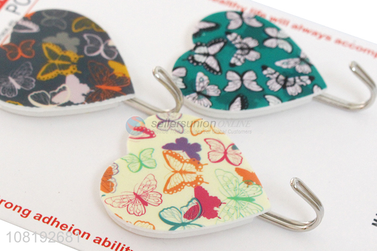 Good Sale 3 Pieces Heart Shape Sticky Hooks Cheap Adhesive Hook