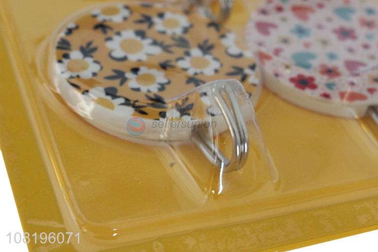 Factory price round sticky hooks household hanging hooks