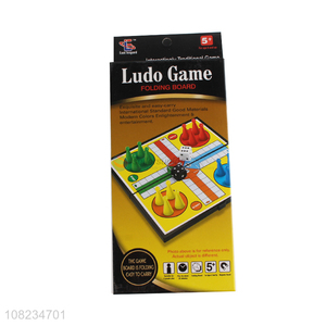 Factory wholesale children flying chess games ludo games