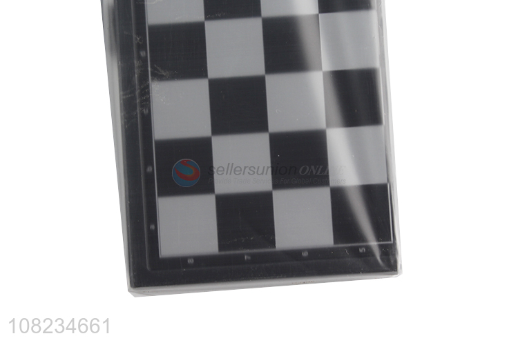 Factory direct sale magnetic folding board checkers games wholesale