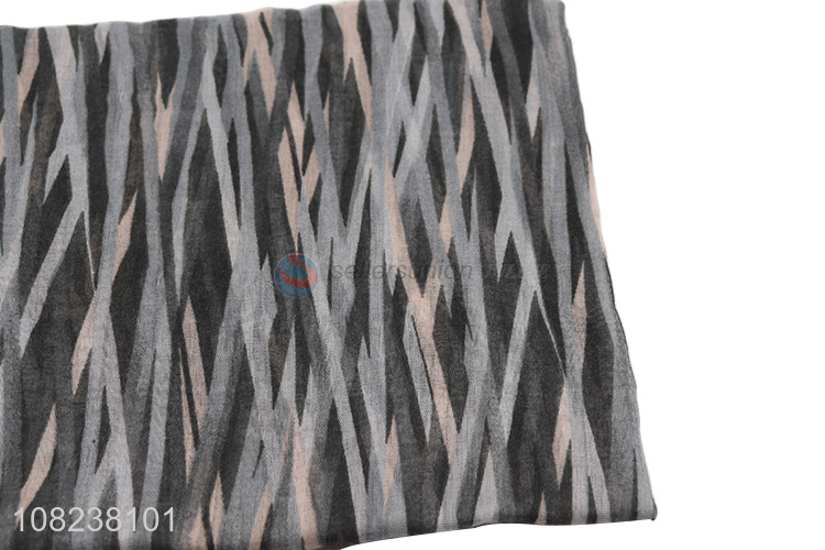 Low price fashion ladies scarf stripe silk scarf wholesale