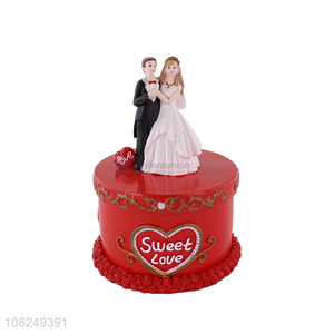 Yiwu market wedding decoration resin gifts box for sale