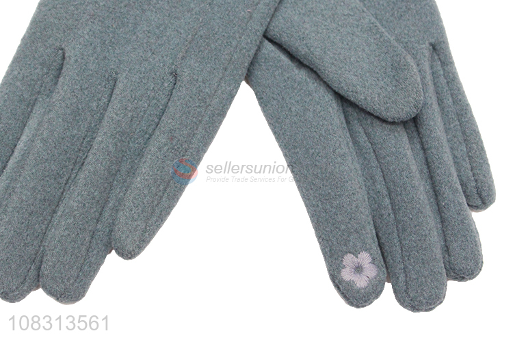 China supplier women winter warm touchscreen gloves for cycling