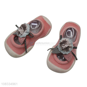 China supplier soft baby learning to walk baby socks shoes
