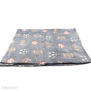 Recent design 215*138cm cartoon print fuzzy flannel blanket