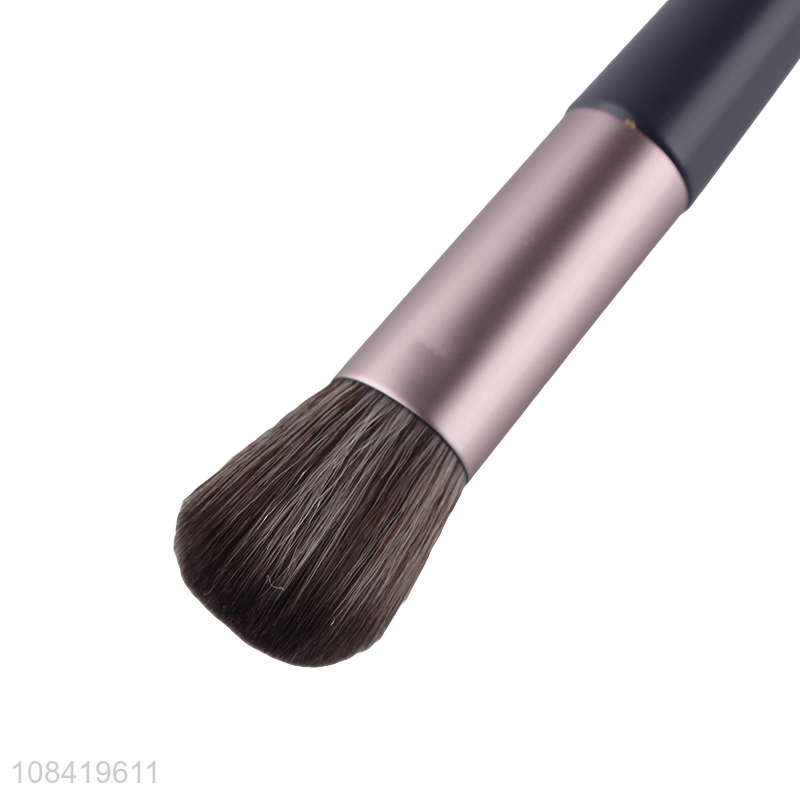 Latest design soft women makeup tools blush brush wholesale