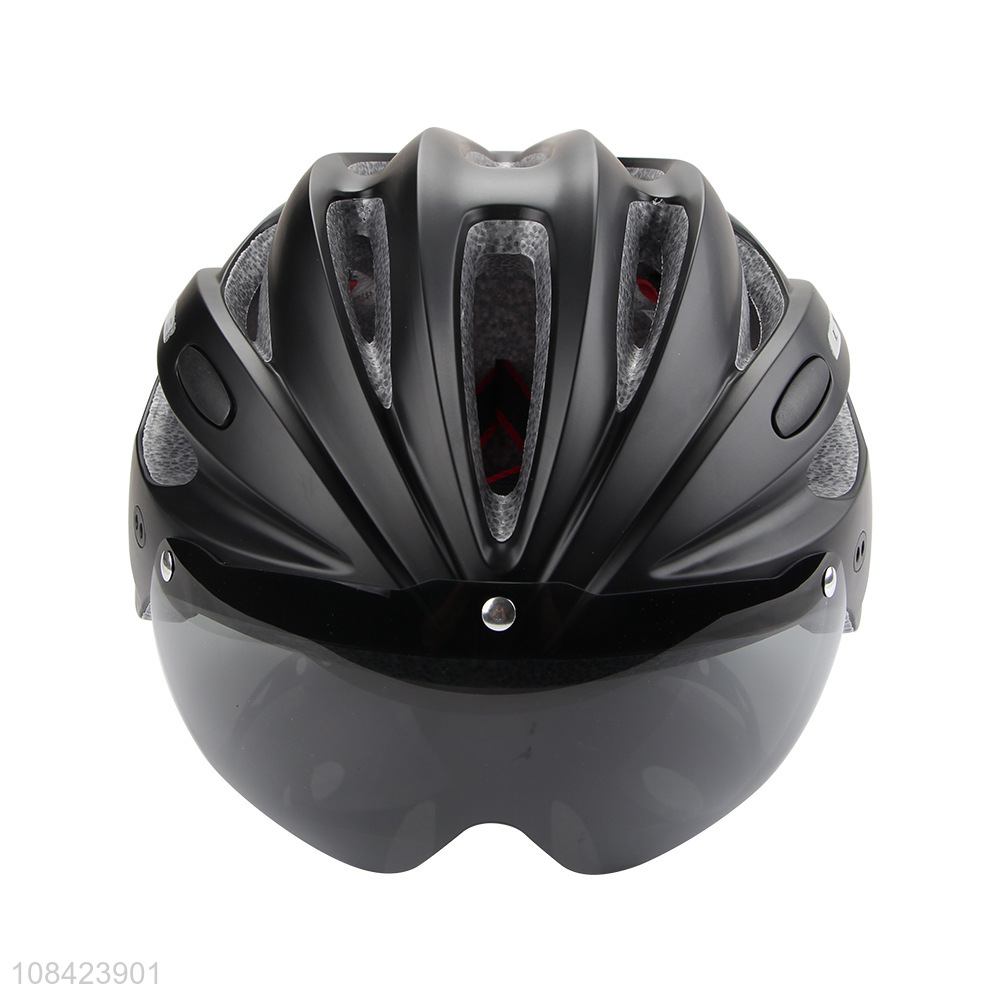 Yiwu direct sale fashion bicycle helmet protective helmet