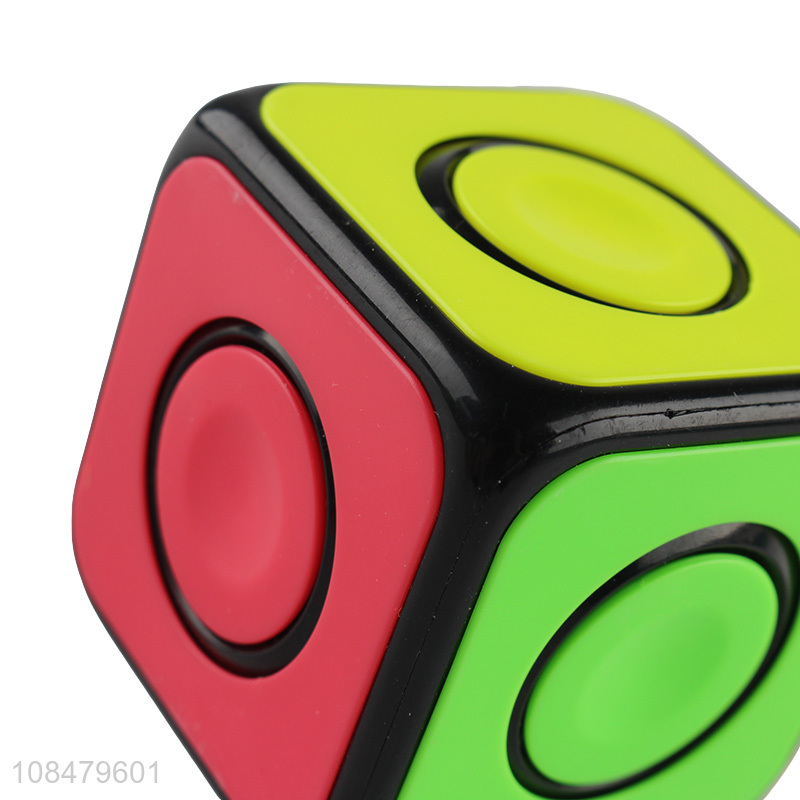 Factory direct sale educational toys fingertip cube magic cube toys