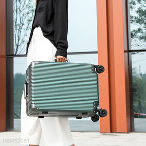Hot selling simple PC suitcase portable travel trunk