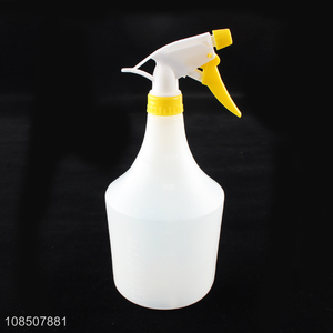 Good sale plastic handheld watering garden tools spray bottle