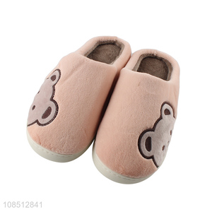 Hot selling women's slippers cute comfy short plush indoor slippers