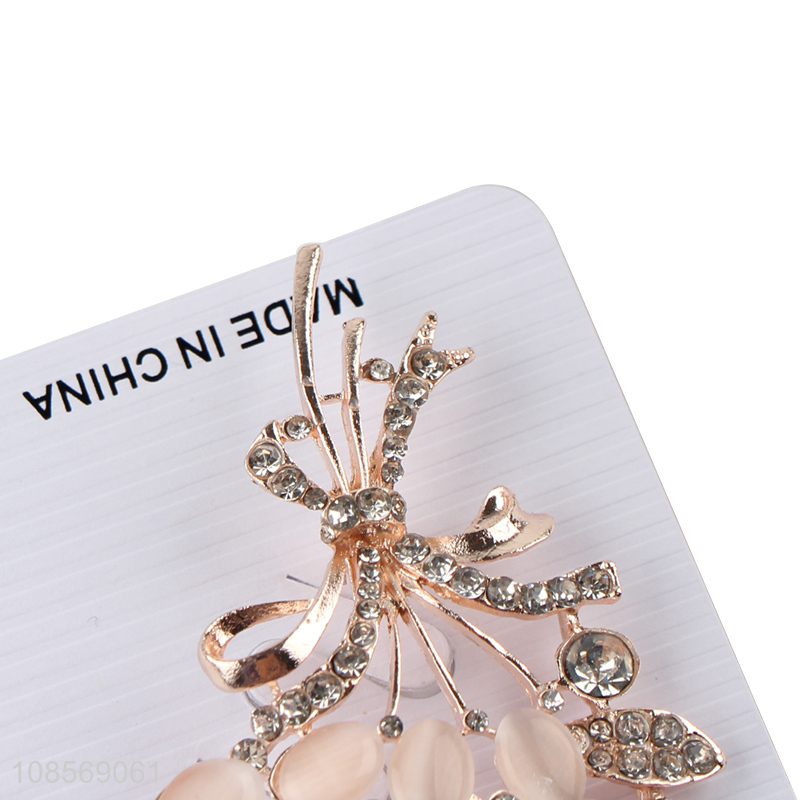 Latest design elegant flower alloy brooch pin for women