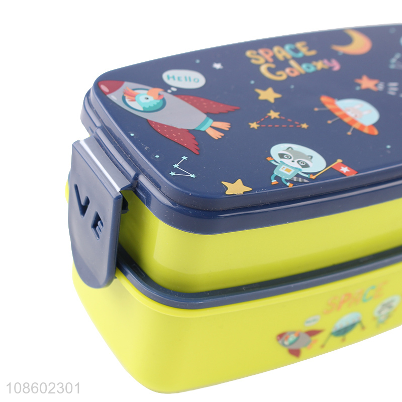 Good quality large capacity children lunch box with tableware