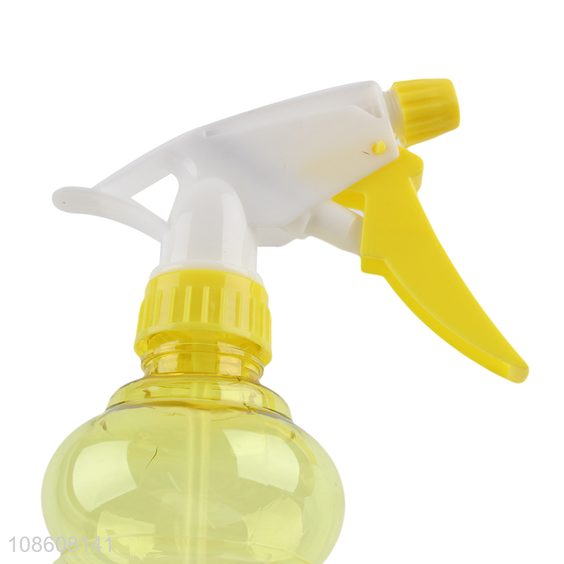 Good selling plastic water spray bottle mini sprayer wholesale