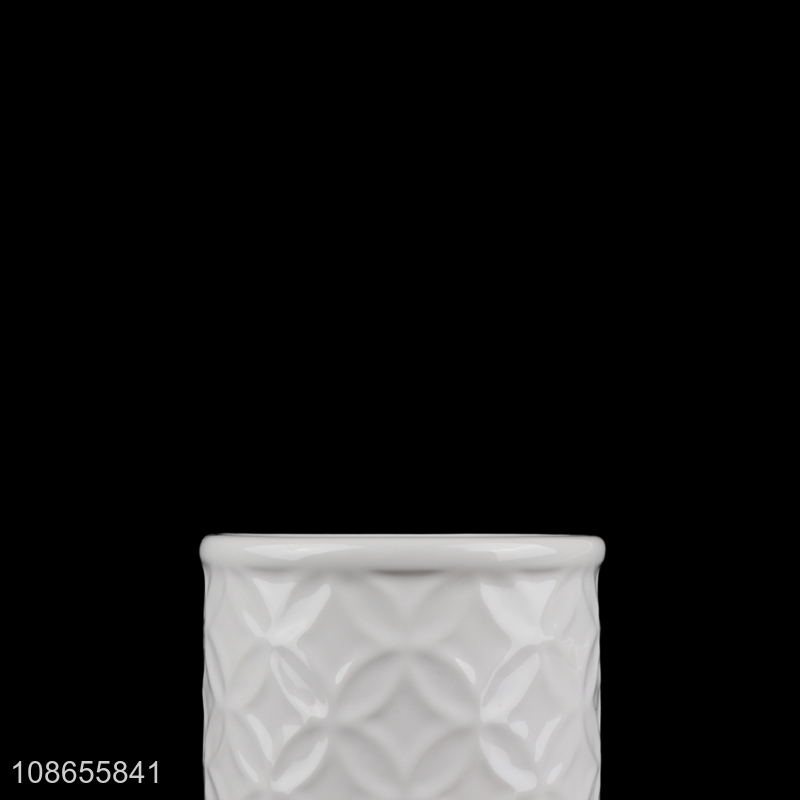 New product embossed ceramic storage jar pen holder desktop organizer