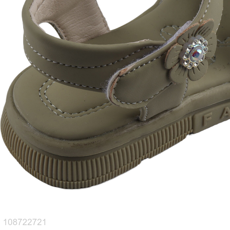 Good quality non-slip summer girls kids soft sole beach sandal for sale