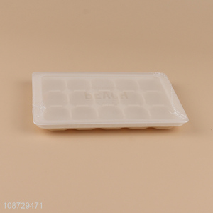 Good quality reusable plastic ice cube tray with lid for freezer