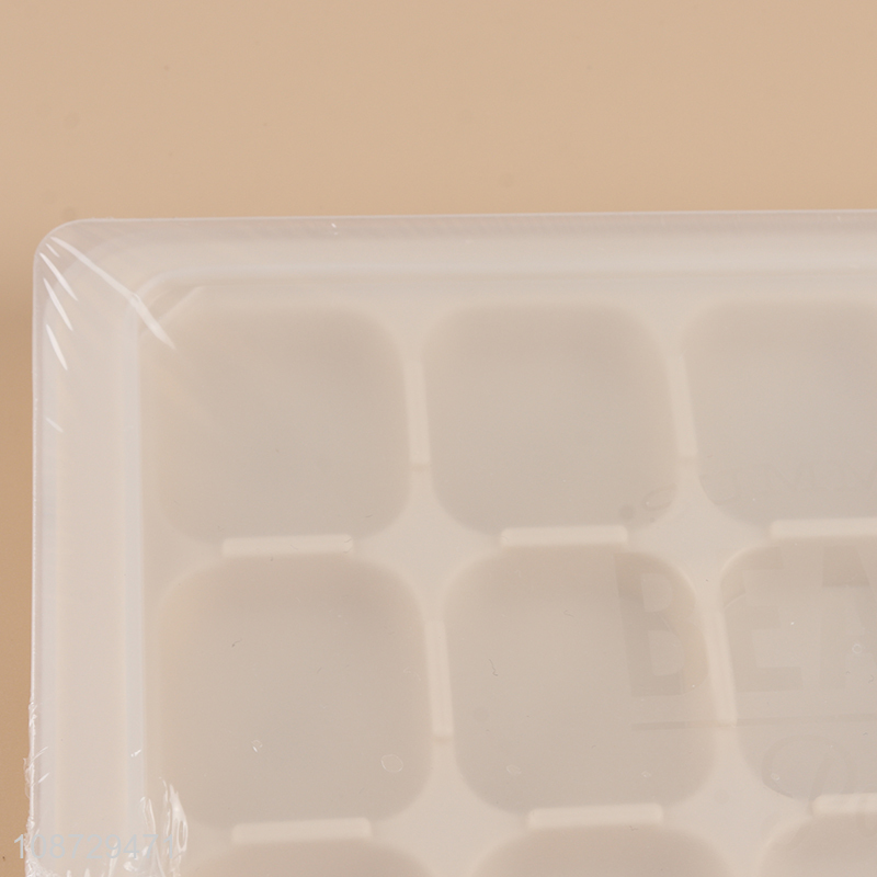 Good quality reusable plastic ice cube tray with lid for freezer