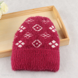 Wholesale fluffy winter cuffed beanie fleece line knitted skull cap