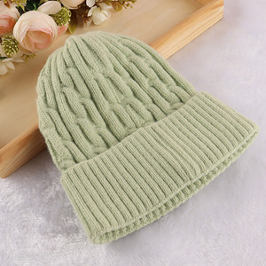 Wholesale women's winter cuffed beanies knit skull caps