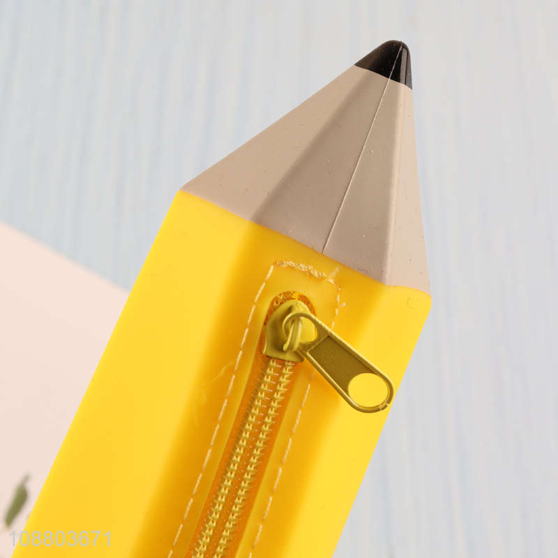 Good quality cute pencil shaped silicone pencil box