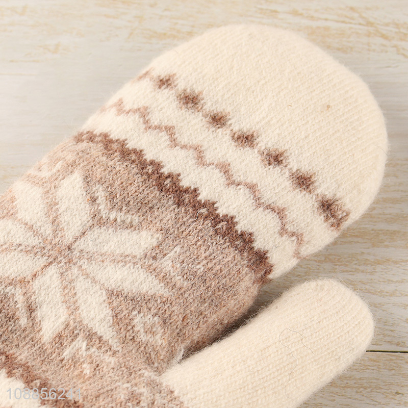 Yiwu market men women winter warm knit gloves with fleece lining