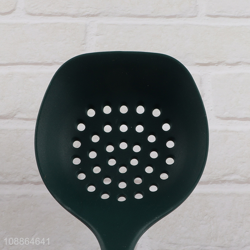 New arrival heat resistant silicone slotted ladle with plastic handle