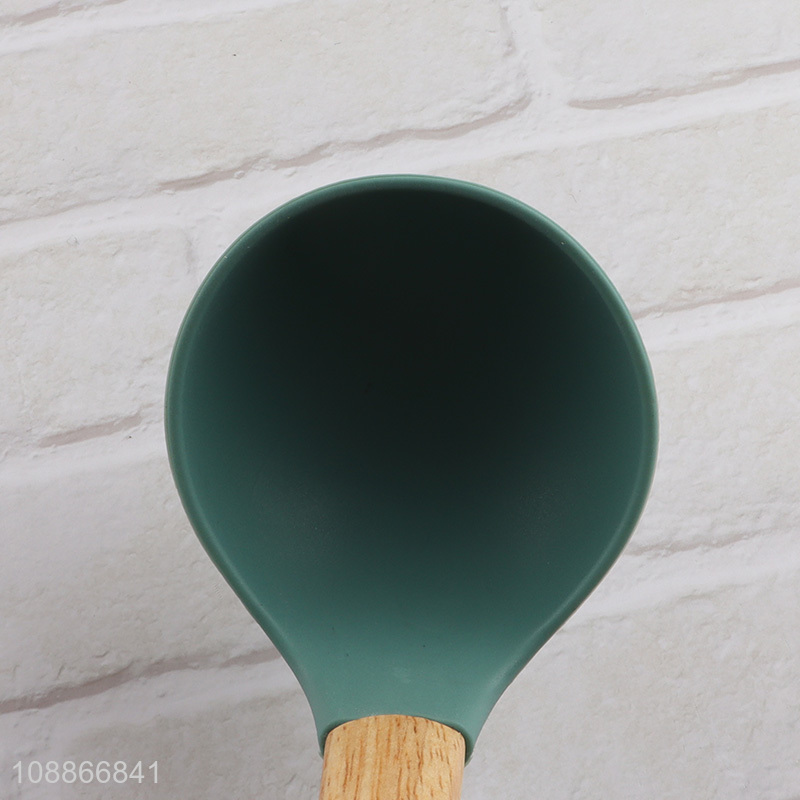 Factory price food grade silicone soup ladle cooking serving ladle