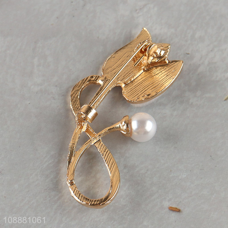 Good price fashionable jewelry alloy pearl brooch for women
