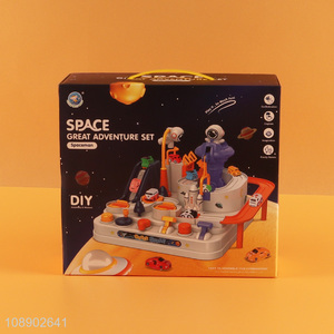 High quality spaceman adventure toy car track toy