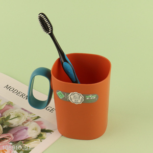 New product plastic bathroom tumbler toothbrush cup with handle